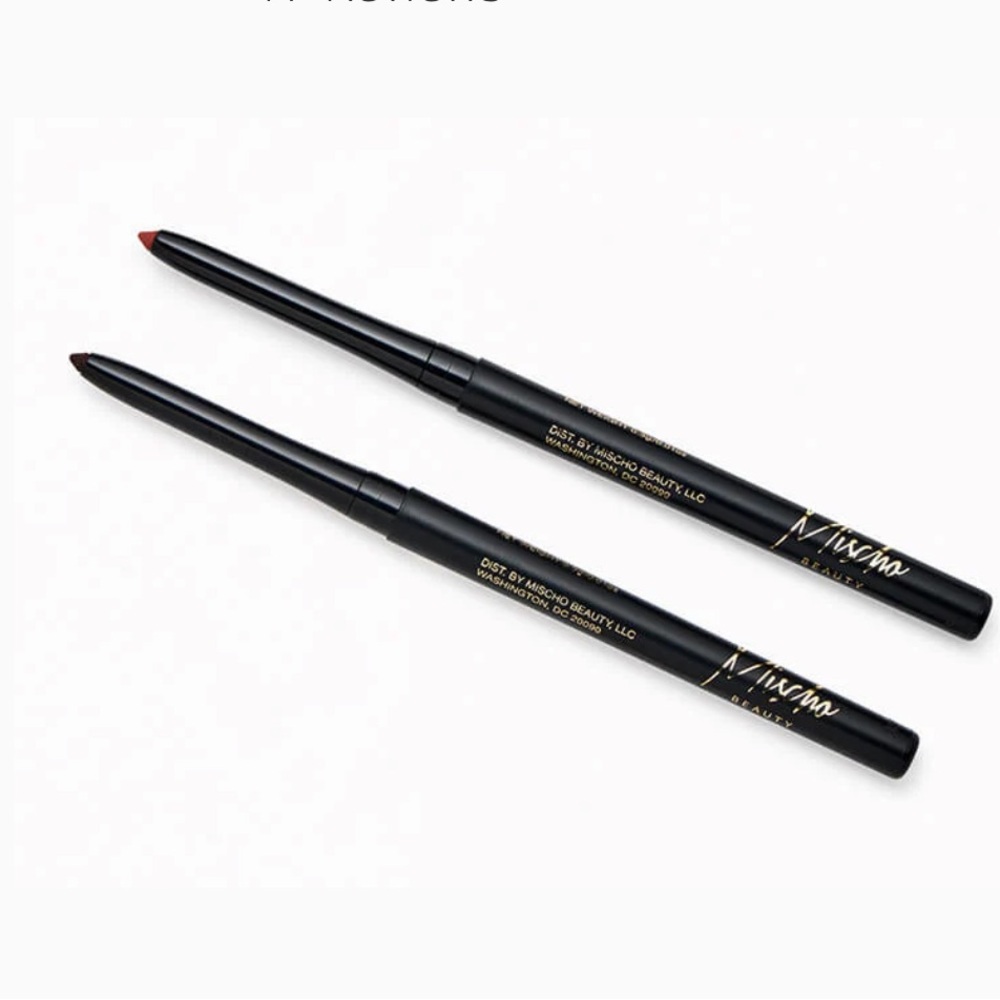 Mischo Beauty Lip Liner Set in Madam + Ijama